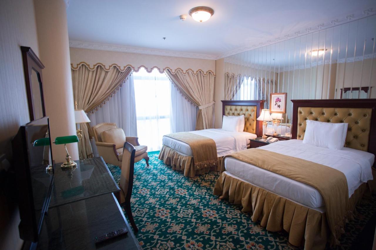 Habitat All Suites, Al Khobar Eksteriør billede A room at the hotel