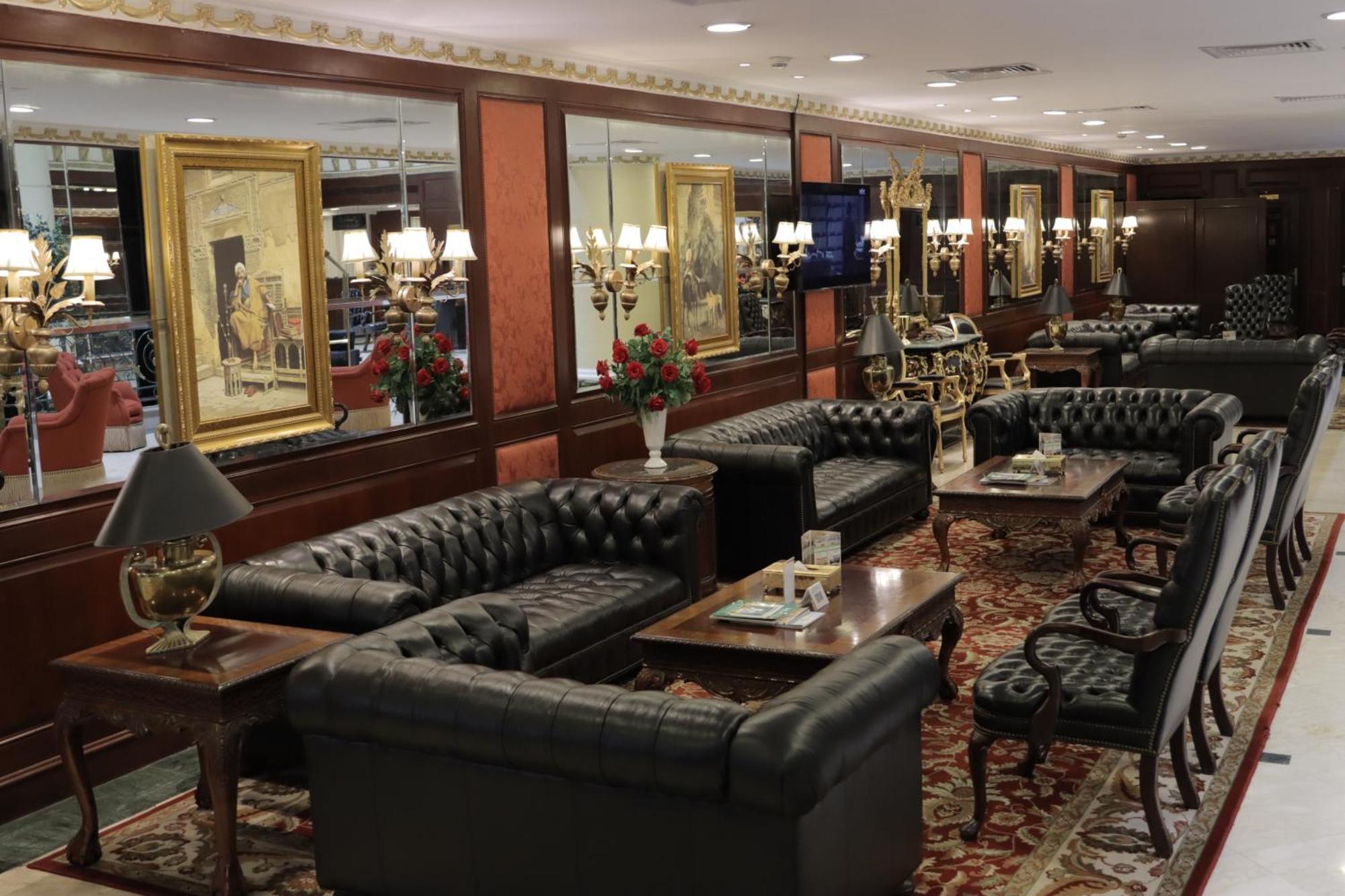 Habitat All Suites, Al Khobar Eksteriør billede The lounge at the airport