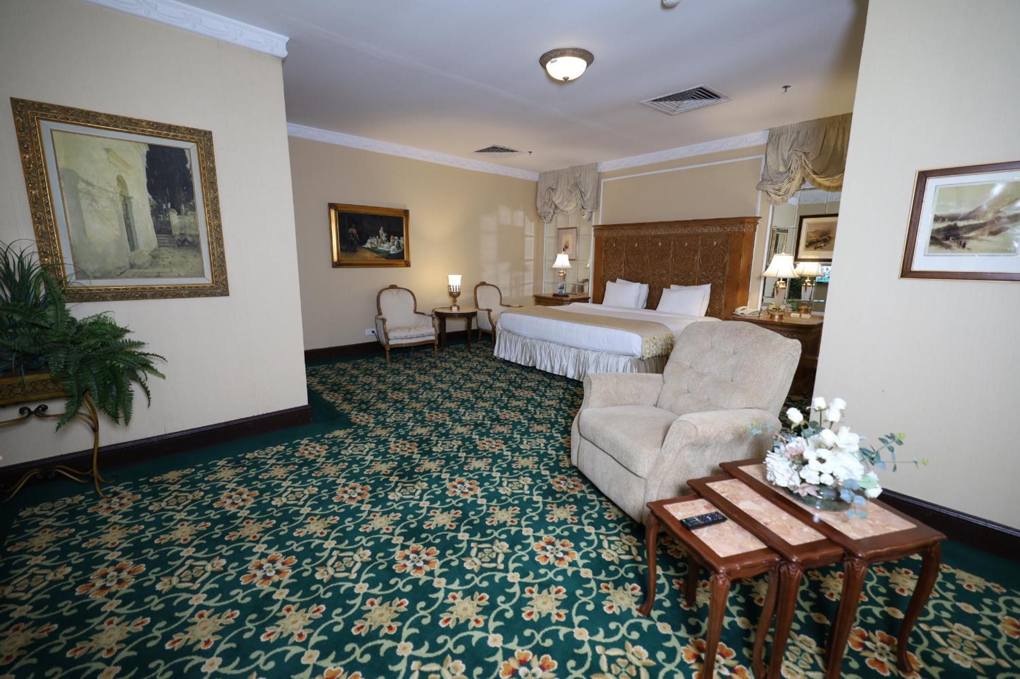 Habitat All Suites, Al Khobar Eksteriør billede A suite at the hotel