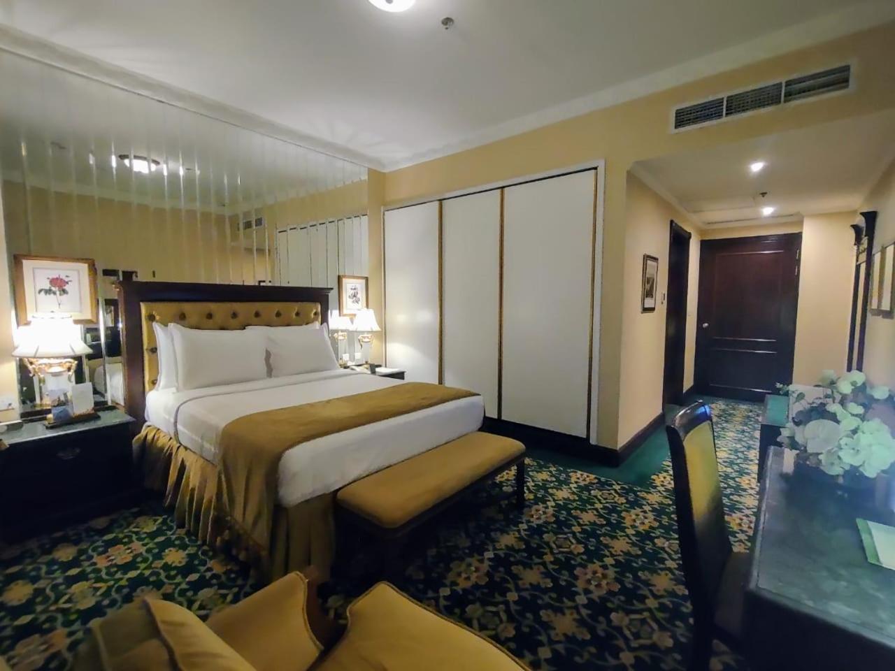 Habitat All Suites, Al Khobar Eksteriør billede A room at the hotel