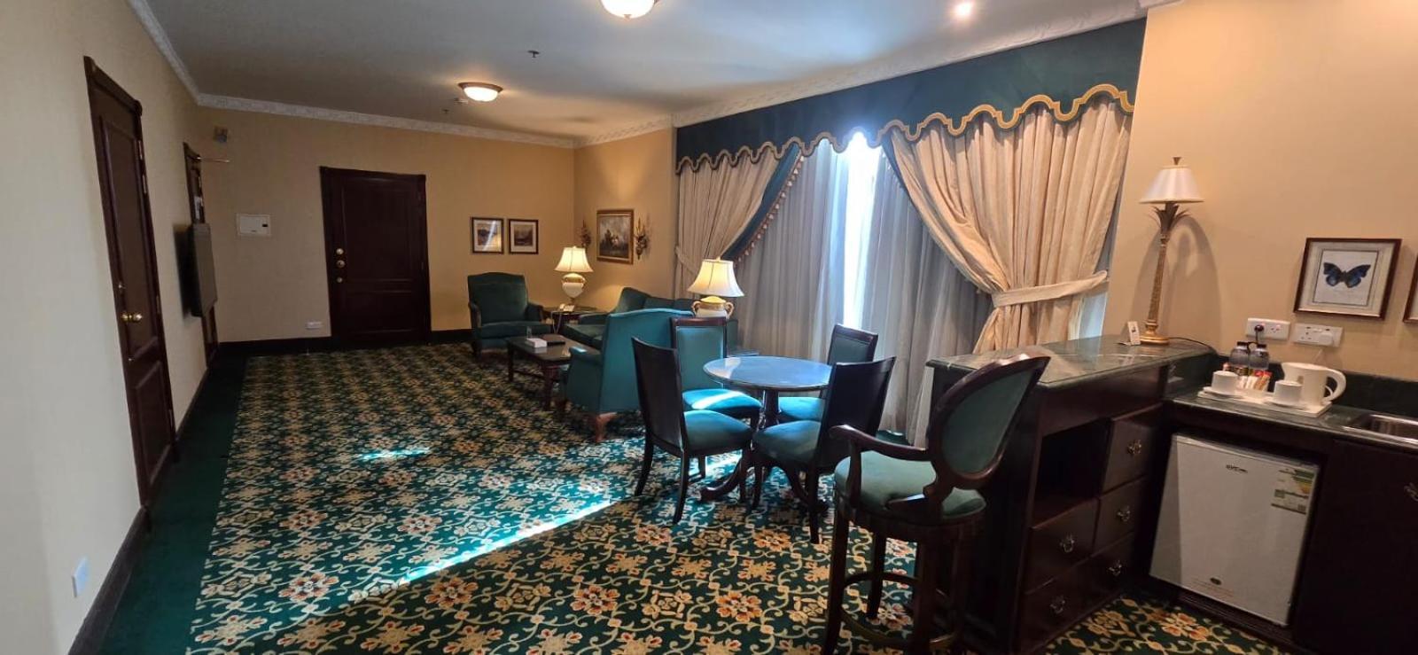 Habitat All Suites, Al Khobar Eksteriør billede